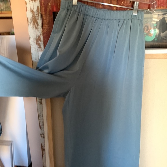 Like Silk Pants - Picture 2 of 7